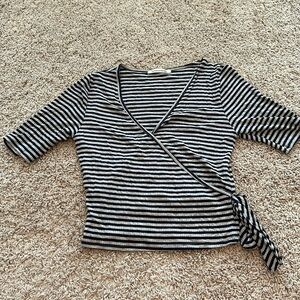 Caution, the wind, short sleeve shirt